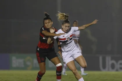 BR Feminino: São Paulo vence Flamengo para assumir vice-liderança