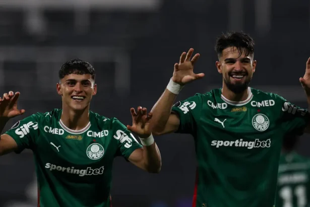 Libertadores: Palmeiras vence Sporting Cristal e assume ponta de grupo