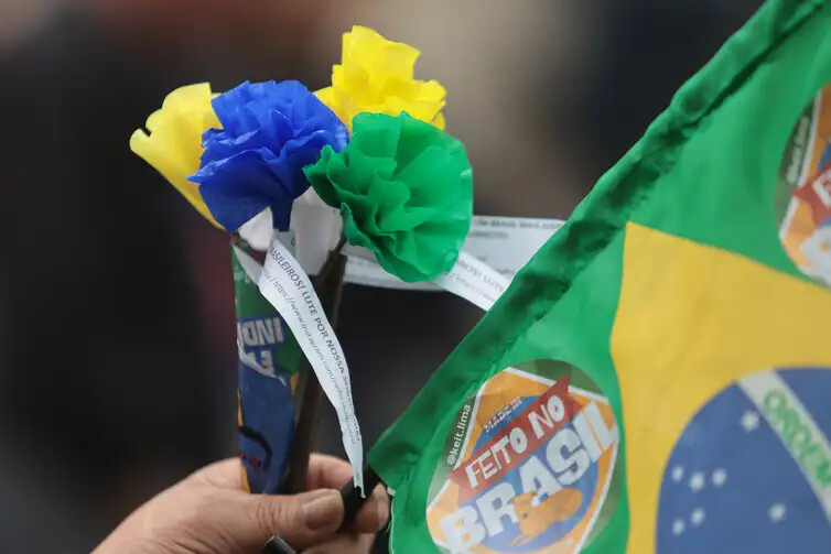 Paulo Pinto/Agência Brasil São Paulo (SP), 07/09/2025 - Centrais sindicais e os movimentos populares que compõem as Frentes Brasil Popular e Povo Sem Medo realizam ato em defesa da soberania e da pauta da classe trabalhadora, na Praça da República. Foto: Paulo Pinto/Agência Brasil