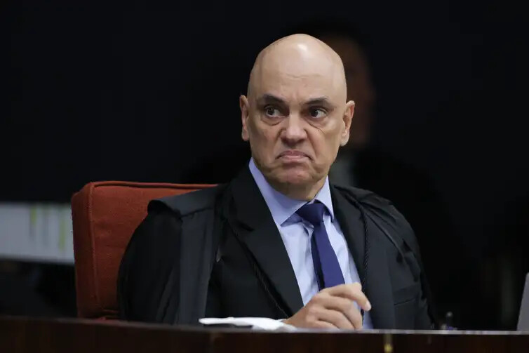 Fabio Rodrigues-Pozzebom/ Agência Brasil Brasília (DF) 03/09/2025 O ministro relator Alexandre de Moraes no segundo dia de sessão do STF do julgamento dos primeiros oito réus da trama golpistaFoto: Fabio Rodrigues-Pozzebom/ Agência Brasil