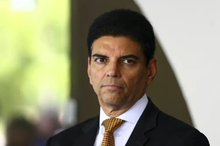 Brasília (DF), 23/05/2023 - O deputado Cláudio Cajado durante entrevista após reunião na residência oficial da presidência do Senado. Foto: Marcelo Camargo/Agência Brasil