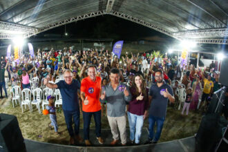 André Moura une capoeira, povo e forró em agenda política no Socorro