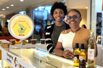 Apicultores sergipanos levam produção de mel ao Shopping Jardins