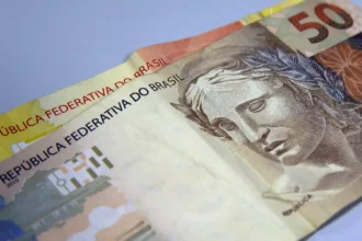 Bolsa Família libera pagamento para inscritos com NIS final 7 nesta terça