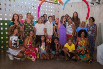 Cras de Aracaju celebra Dia dos Avós com idosos do SCFV