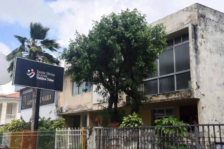 Escola Valdice Teles abre matrículas para oficinas do segundo semestre