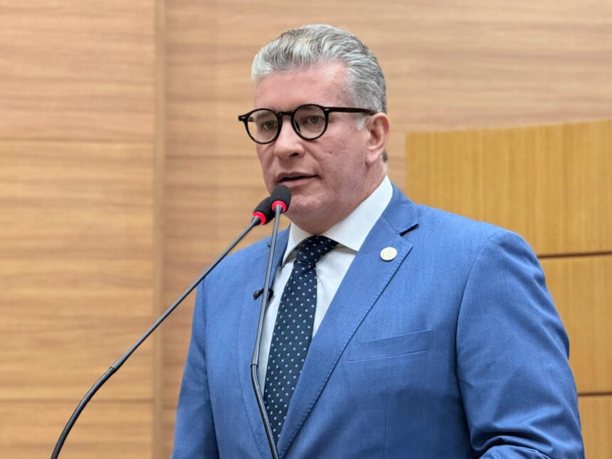 Governador sanciona lei que fortalece produção artesanal e turismo em Sergipe