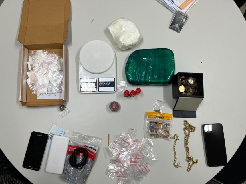Homens são presos com 1,5 quilo de cocaína em Nossa Senhora das Dores