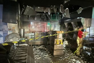 Incêndio atinge padaria no Centro de Itabaiana na noite de terça-feira