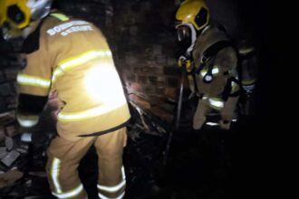 Incêndio mobiliza bombeiros no Conjunto Valadares, em Aracaju