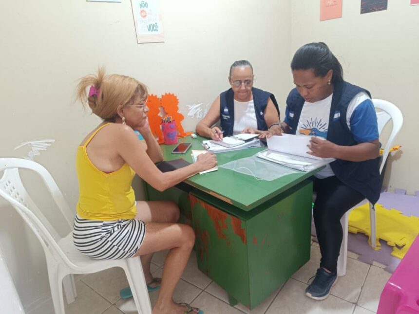 Plantão Social atende moradores do Recanto da Paz, em Aracaju