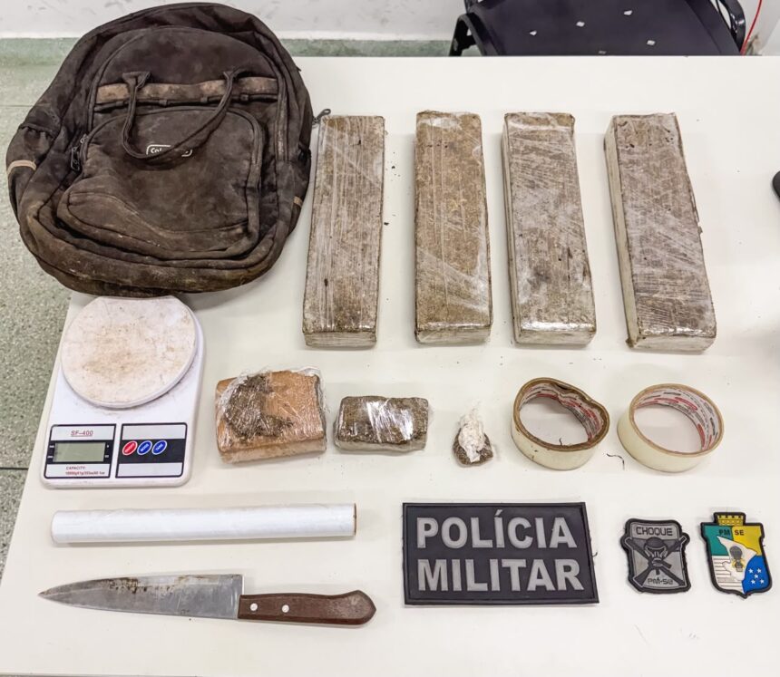 Polícia apreende 4,3 quilos de maconha em operação no Bairro Japãozinho
