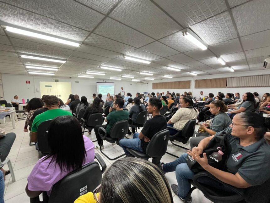 Prefeitura de Aracaju capacita profissionais para acolhimento da população LGBTQIAPN+