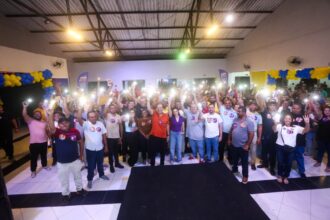 Yandra Moura mobiliza lideranças e moradores em Propriá
