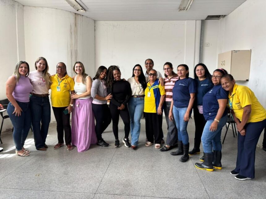 Agosto Lilás leva orientação a servidoras de mercado em Aracaju
