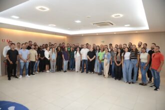 André Moura apresenta estratégia de comunicação para 2026 em Aracaju