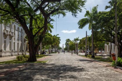 Aracaju avança em consultas para projeto de Wi-Fi gratuito