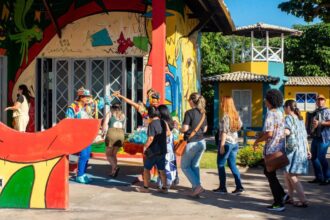 Aracaju recebe jovens enxadristas com cultura e forró sergipano