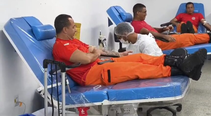 Bombeiros reforçam estoque de sangue do Hemose com ação em Aracaju