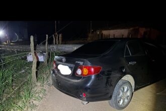 Carro atinge poste e deixa Gameleira sem energia em Campo do Brito