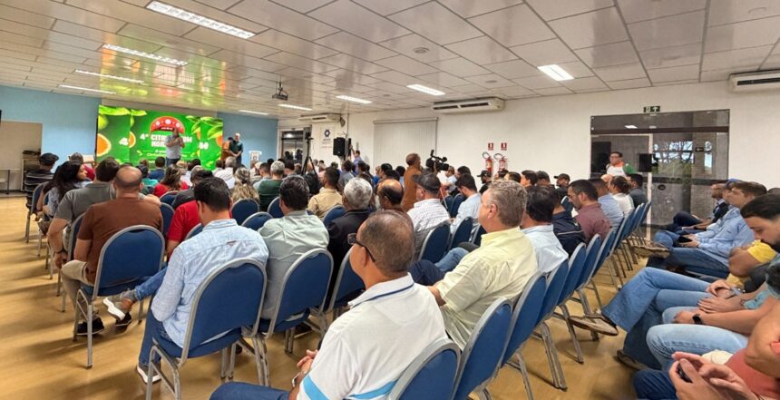 Citricultura busca saída para crise do suco em encontro em Aracaju