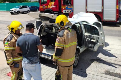 Colisão entre Uno e Ranger mobiliza bombeiros no bairro Jardins