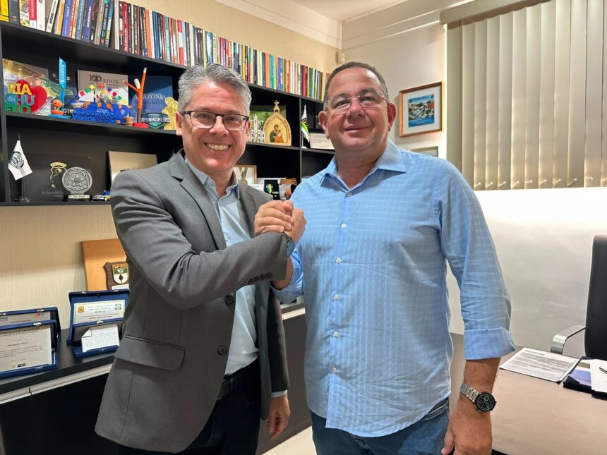 Coronel Ribeiro declara apoio a Alessandro Vieira e reforça pauta da segurança