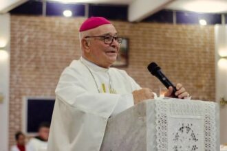 Dom José Palmeira Lessa permanece estável após internação em Aracaju