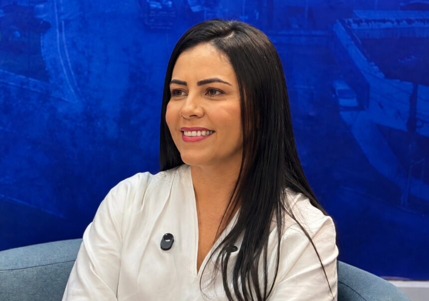 Emanuelly Hora coloca saúde no centro de proposta para Sergipe