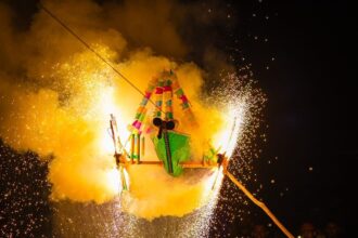 Estância solta 15 barcos de fogo neste sábado em mostra cultural