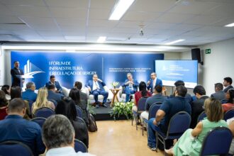 Fórum reúne municípios para fortalecer regulação e atrair investimentos