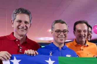 Grupo de Lula reúne multidão e sela aliança para 2026 em Sergipe