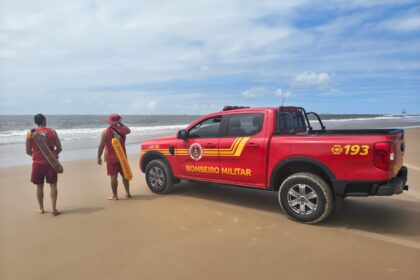 Mergulhadores retomam buscas por jovem desaparecido em Aracaju