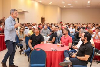 Prefeitos levam demandas municipais a Rogério Carvalho em Aracaju