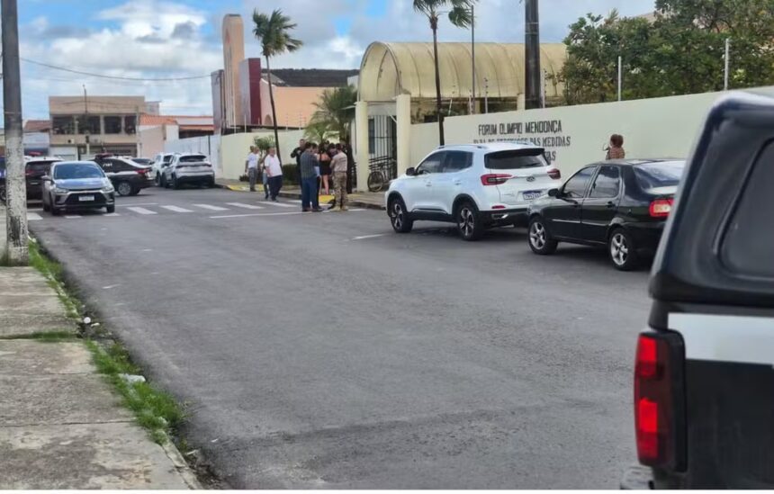 Presidiário é apontado como autor de tiros perto de fórum em Aracaju