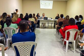 Semfas qualifica servidores e reforça rede socioassistencial em Aracaju