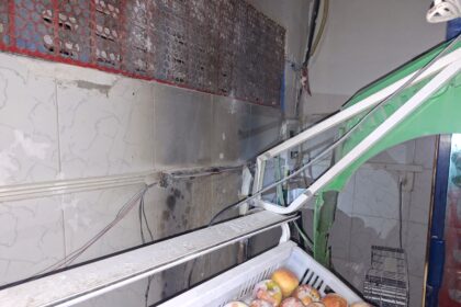 Tomada de freezer provoca incêndio em mercadinho de Nossa Senhora do Socorro