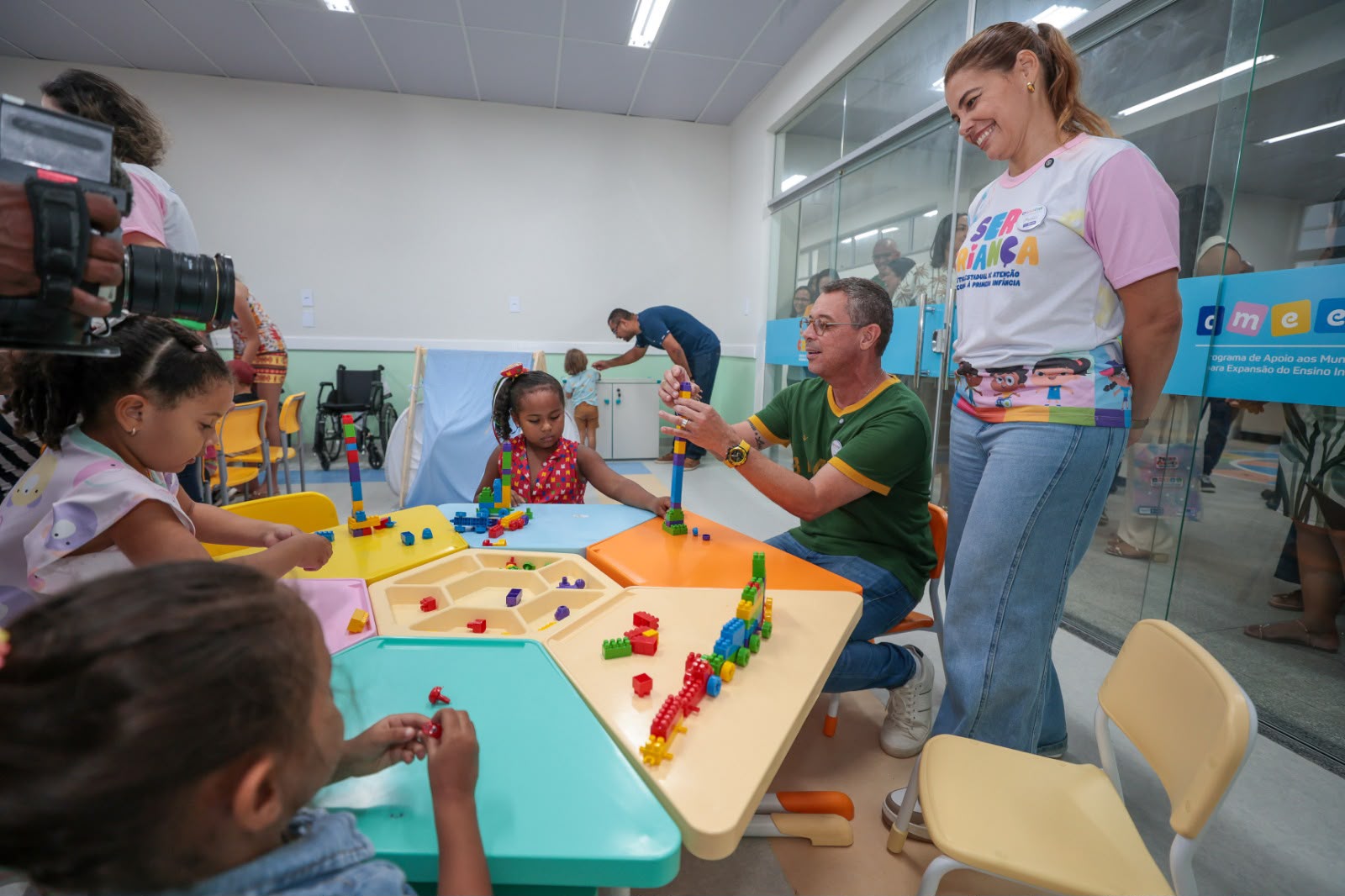 Governador Fábio Mitidieri em ação de assistência social em Sergipe