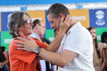 Governador Fábio Mitidieri em campanha em Aracaju