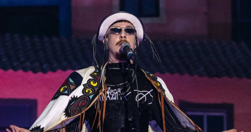 Getúlio Abelha celebra o forró em show na Casa de Francisca, em SP