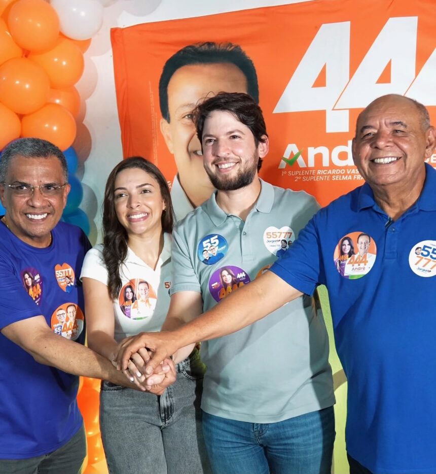 O deputado estadual Jorginho Araujo (PSD) durante agenda no Bugio e no Japãozinho, em Aracaju