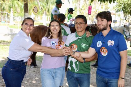 Jorginho Araujo, Yandra Moura e Joseilton da Fruta no Centro de Equoterapia Viver, em Moita Bonita
