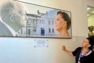 A interventora judicial Márcia Guimarães durante homenagem no Hospital de Cirurgia, em Aracaju