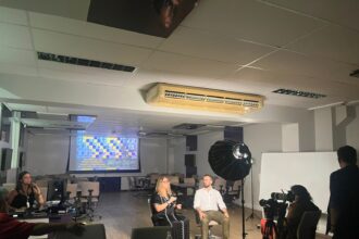 Gravação da reportagem do Fantástico na Universidade Tiradentes, em Aracaju, com os pesquisadores da Molloy University