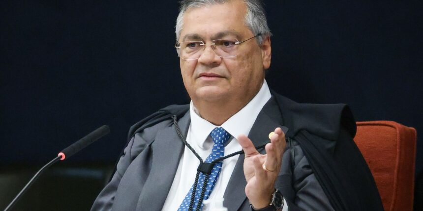 TSE libera post de Tabet e Dino encerra ação no STF